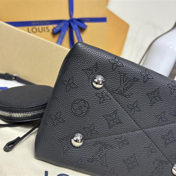 2026124175355184 570